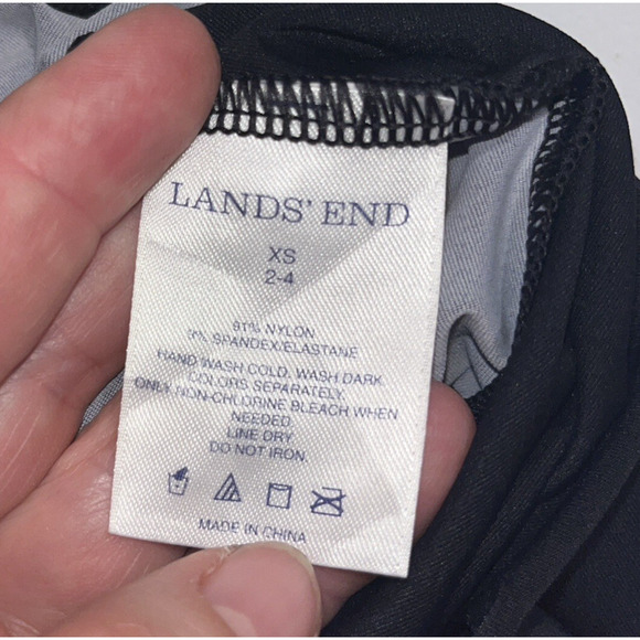 Lands' End Rash Guard Swim Top Long Sleeve Black Floral XS Tropical Beach Pool - Picture 4 of 9